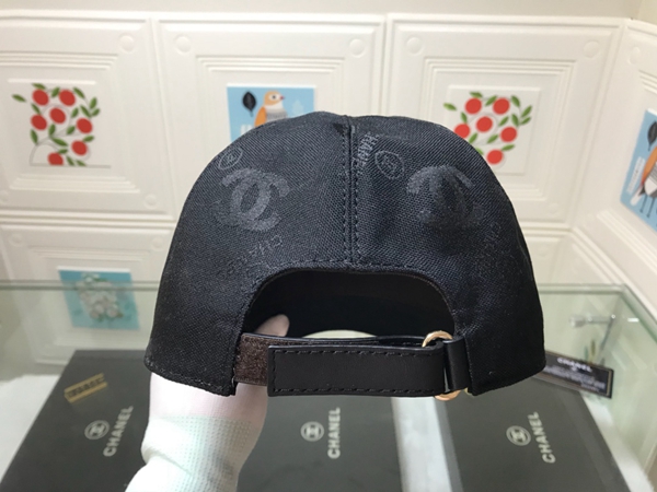 ブランド帽子側面デザイン